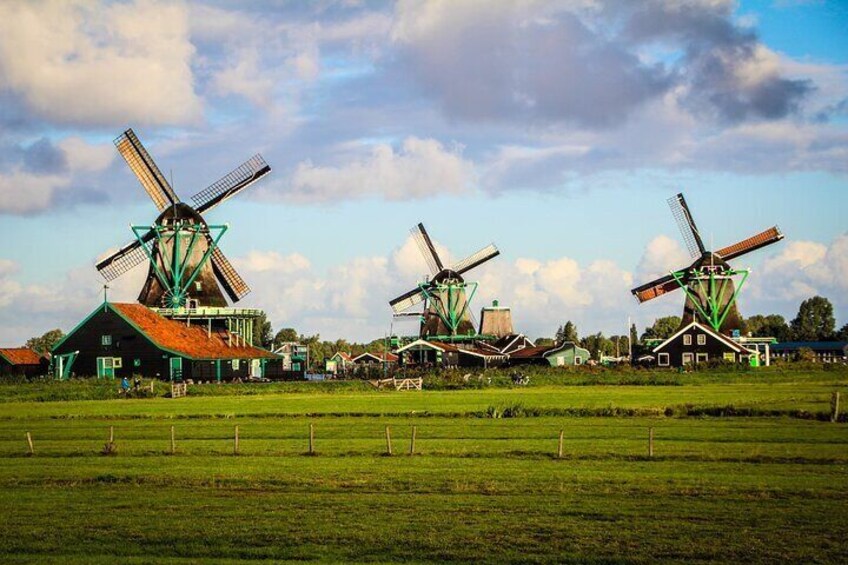 Day Trip to Zaanse Schans, Edam, Volendam and Marken from Amsterdam