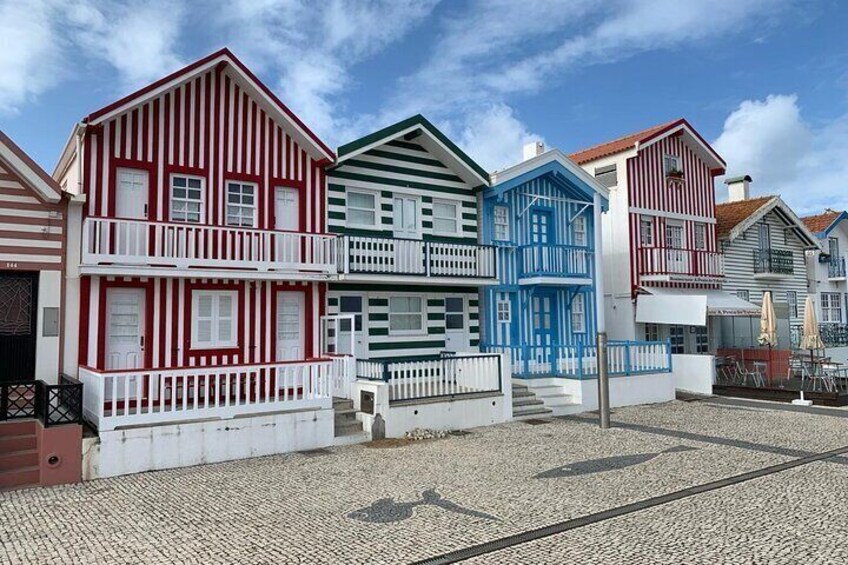 Full Day Tour from Porto to Coimbra and Aveiro with River Cruise