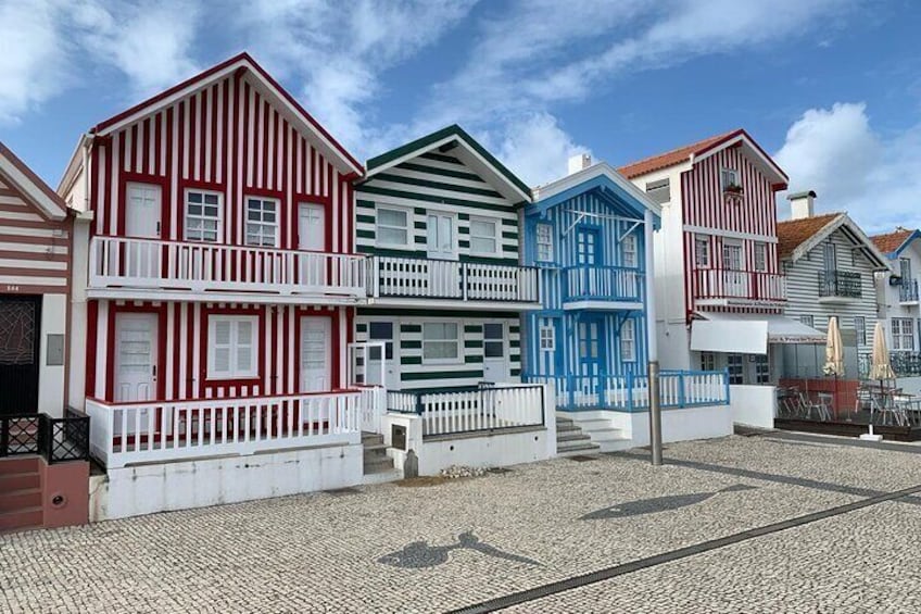 Full Day Tour from Porto to Coimbra and Aveiro with River Cruise