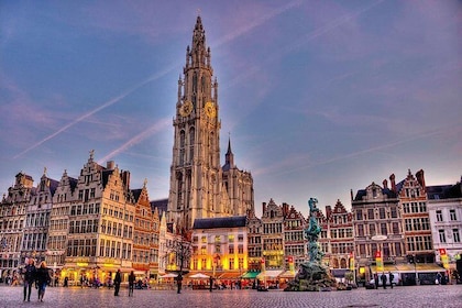 Antwerp by Night Private Walking Tour