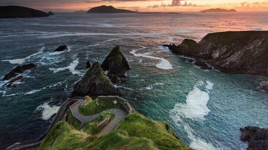 Mini Bus Tour of Dingle Peninsula & Slea Head
