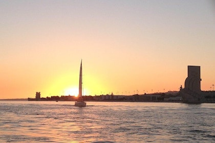 Visite en bateau au coucher du soleil à Lisbonne