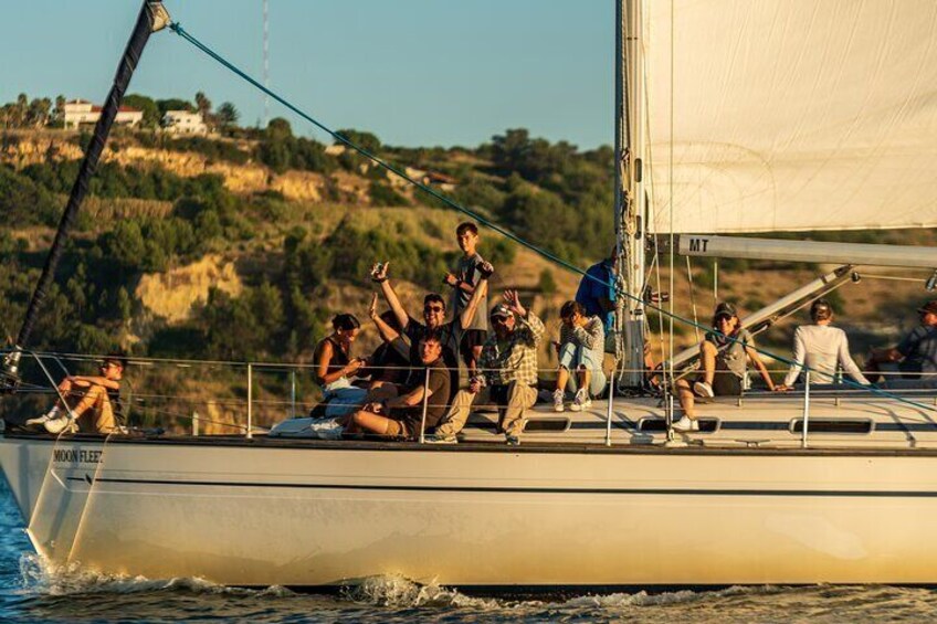 Sailboat Sunset Group Tour in Lisbon with welcome drink