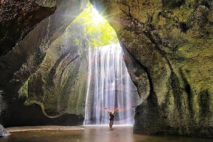 Private Tour: Tukad Cepung Waterfall,Penglipuran Village,Kintamani