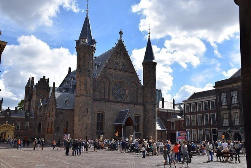 Private Tour: The Hague Walking Tour Including Peace Palace Visitors Center