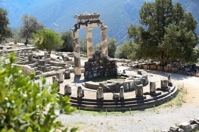 Tholos-Delphi