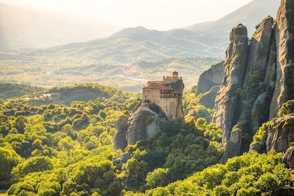 2 Days Private Tour: Delphi & Meteora