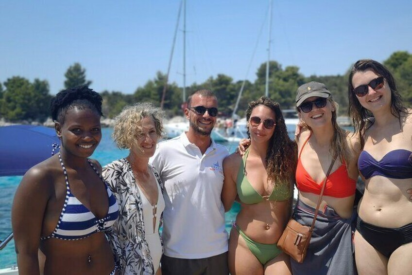 Half Day Speedboat Tour to Three Islands from Trogir