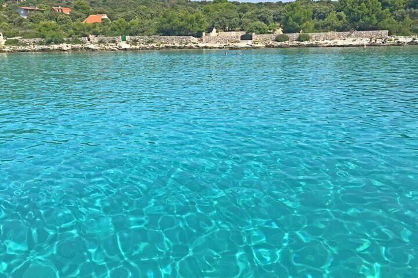 Half Day Speedboat Tour to Three Islands from Trogir