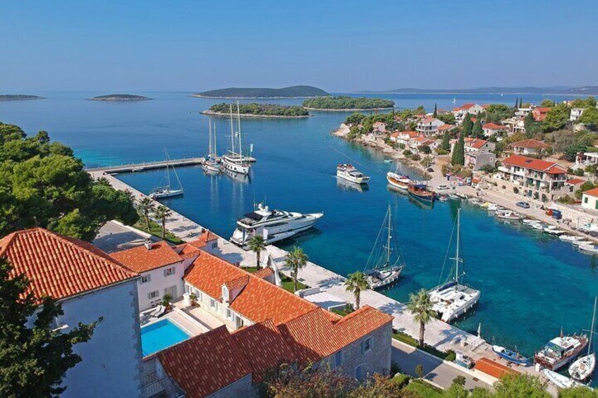 Fisherman village Maslinica - island Šolta