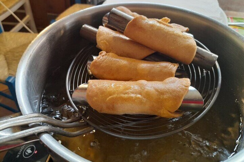 Cannoli Cooking Class in Taormina