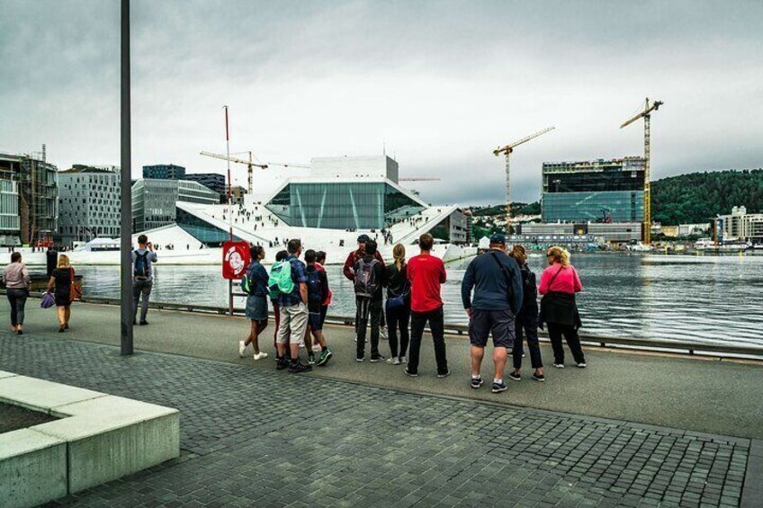 Oslo Highlights Private Walking Tour