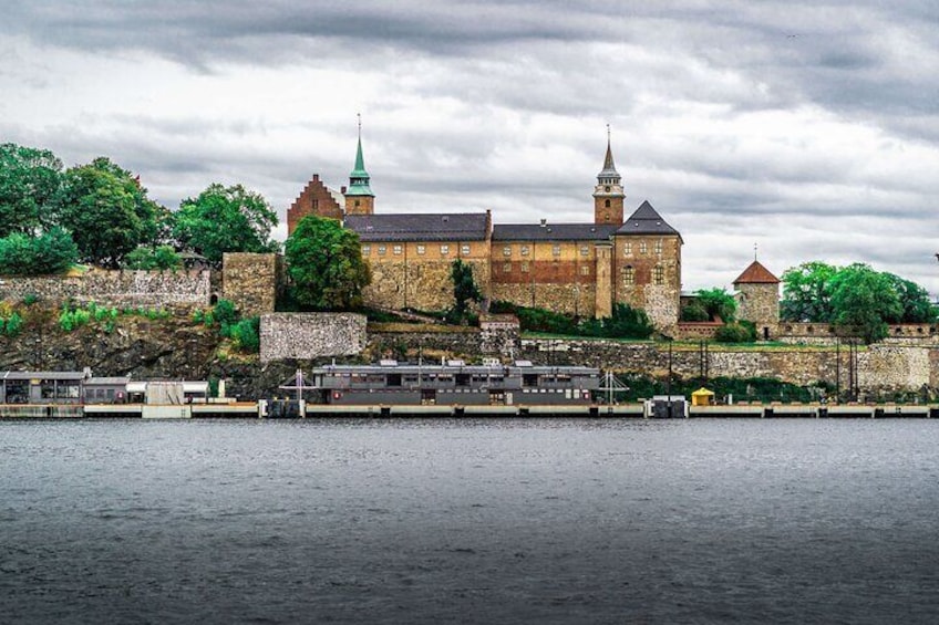 Oslo Highlights Private Walking Tour