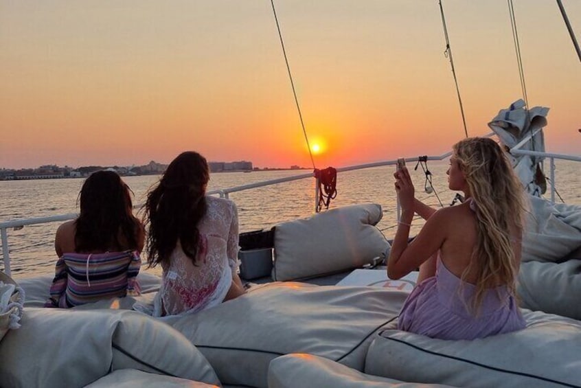 Rhodes Exclusive Sunset Cruise Gourmet Dinner, Drinks Guitar duet