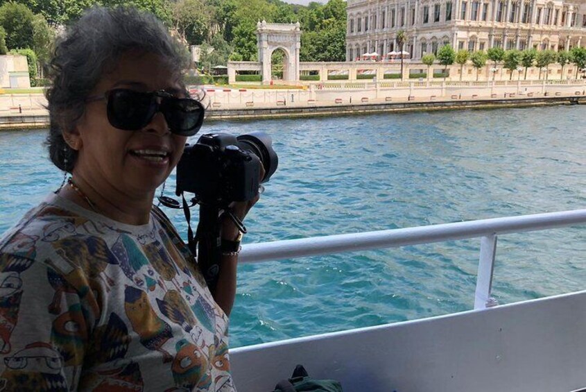 Dolmabahce Palace and Bosphorus Sightseeing Cruise with Küçüksu Palace