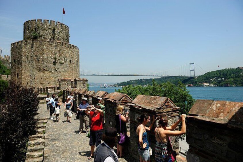 Bosphorus Cruise with Stops at Rumeli Fortreess and Asian Side Half-Day Morning Cruise Tour