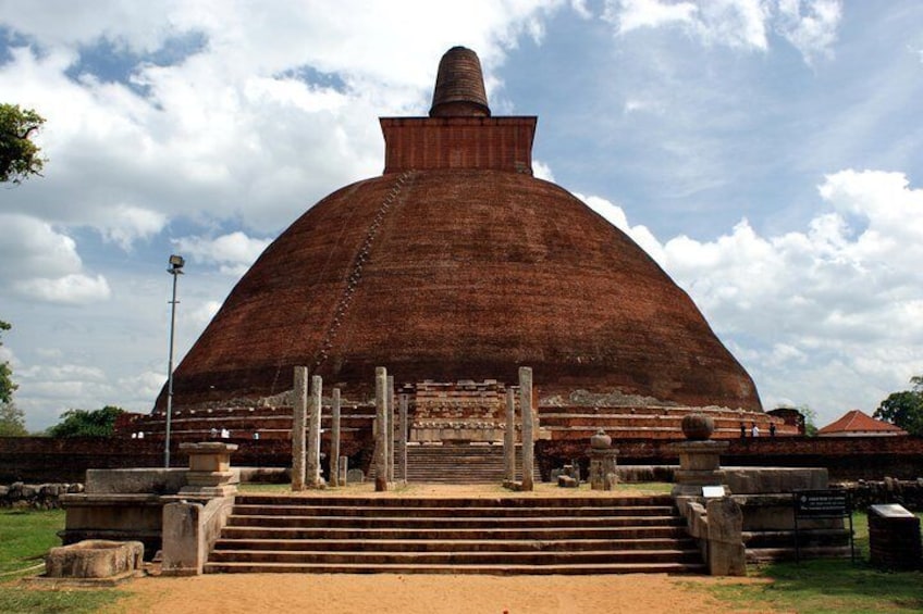 Jethawanaramaya.
Anuradhapura, Srilanka.