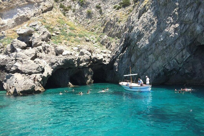 Dive into the turquoise sea around Capri