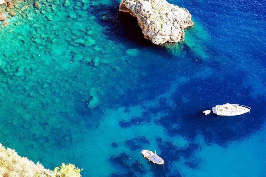 The gorgeous turquoise sea of Capri