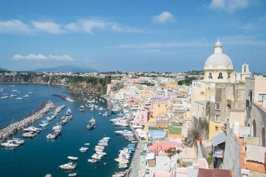 The pastel hued Marina Corricella on Procida