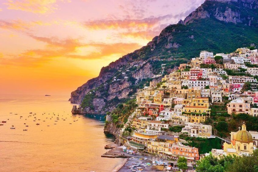 Enjoy a beautiful sunset cruise on the Amalfi Coast 