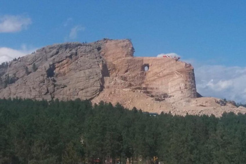 Mount Rushmore & Black Hills Tour + 2 meals & a Show