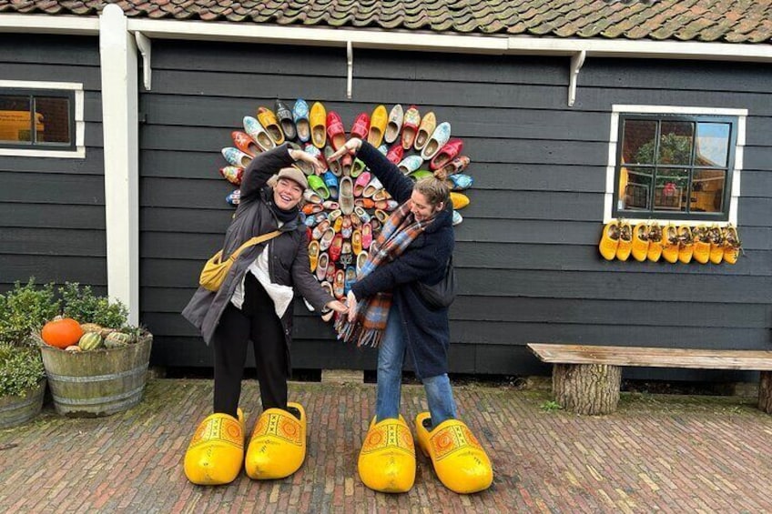 Countryside Bike Tour from Amsterdam: Windmills, Cheese, Clogs