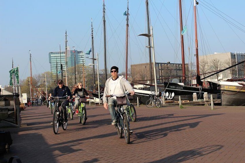 Mini City Bike Tour, Highlights of Amsterdam (2 hours)