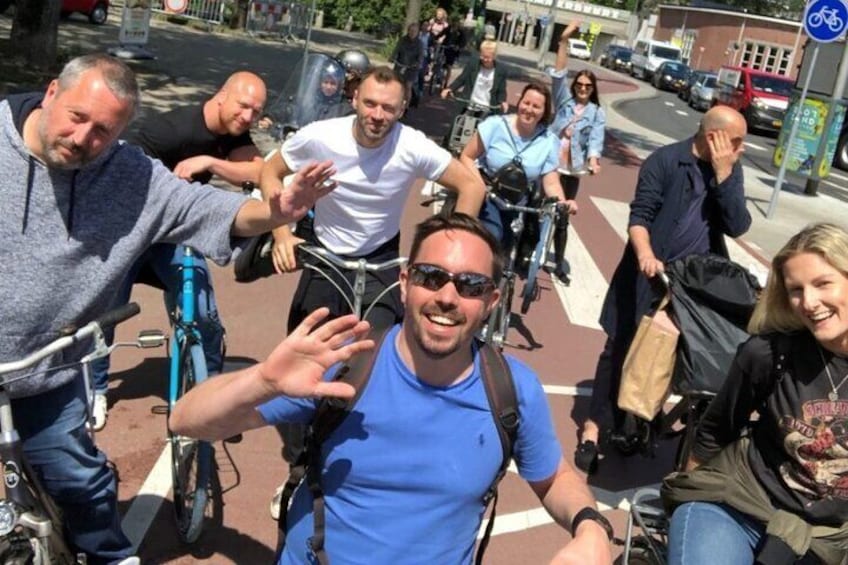 Amsterdam City Highlights Guided Bike Tour 