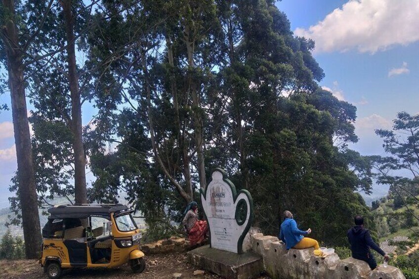 Tea & Tuk Tuk Experience