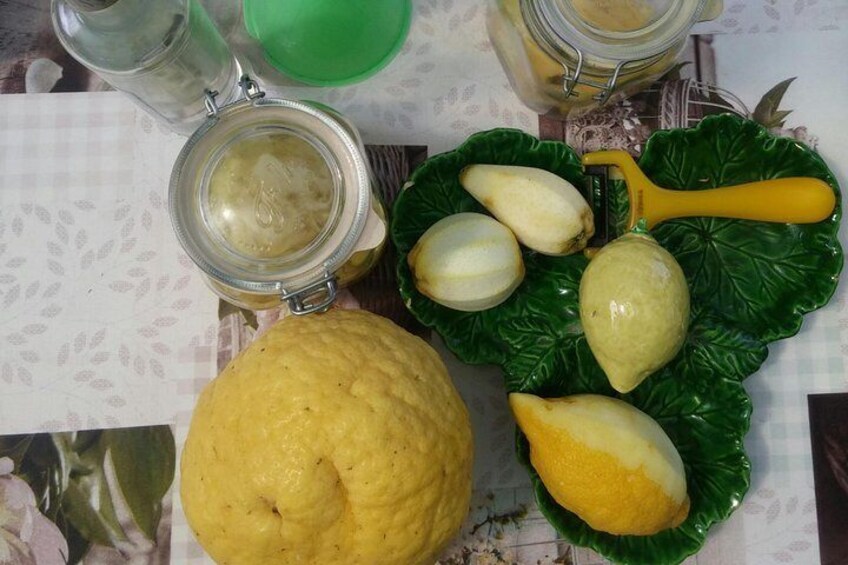 Sorrento Farm Experience Including Tastings, Pizza Making and Limoncello