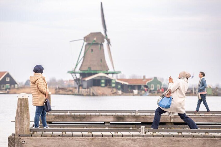 Giethoorn and Zaanse Schans Windmills Day Trip from Amsterdam