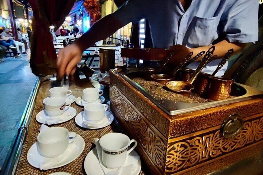 Istanbul Foodie Tour by Night: Traditional Meyhane & Street Foods