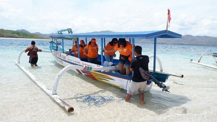 Taxi Boat in Gili nanggu