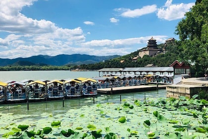 All Inclusive Tour to Summer Palace and 798 Art Zone
