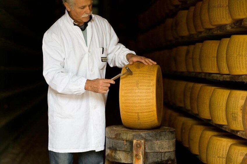 Private Emilia Romagna Food Tour from Milan