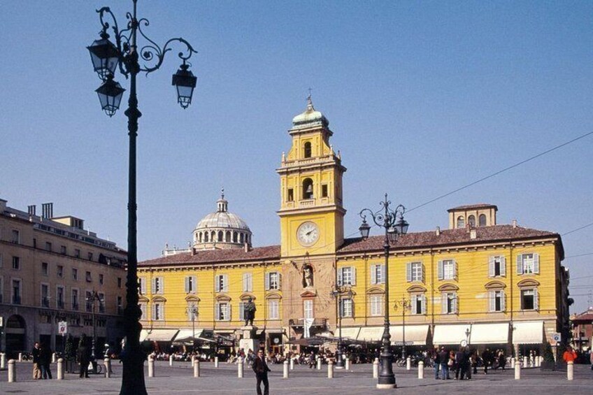 Garibaldi Square Parma