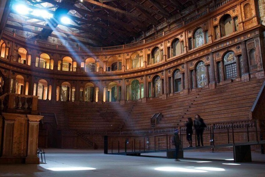 Farnese theater