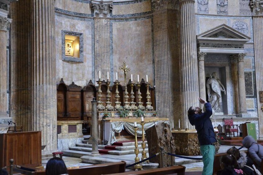 The Christian altar