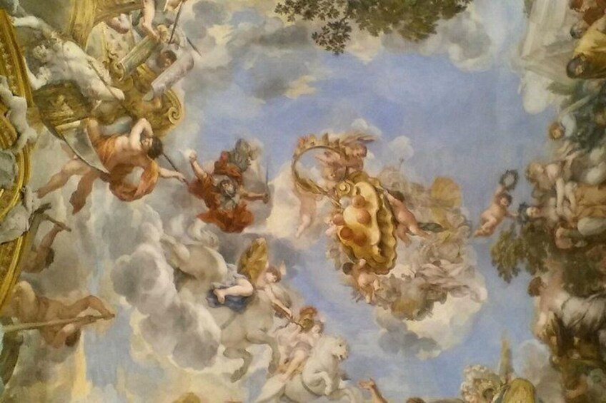 Skip-the-Line Pitti Palace and Palatine Gallery Walking Tour