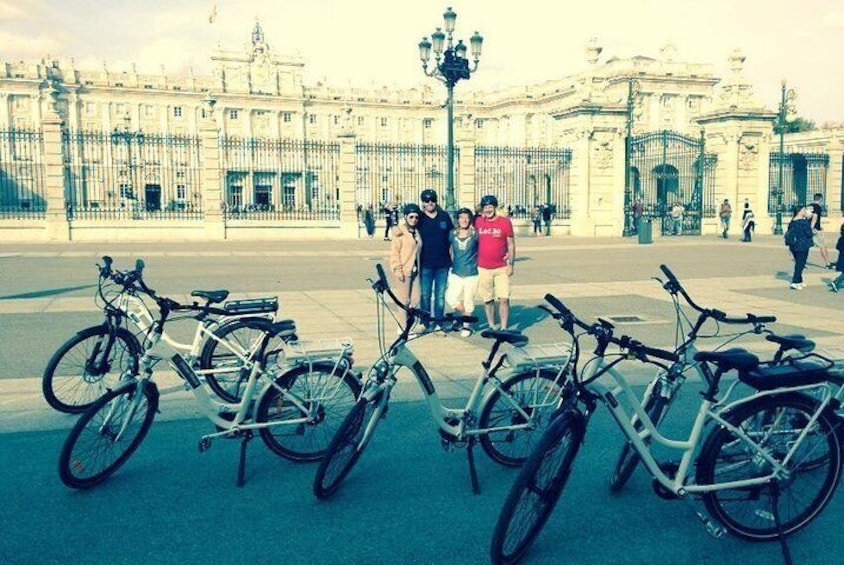 Bike Tour chasing the best Sunset in Madrid