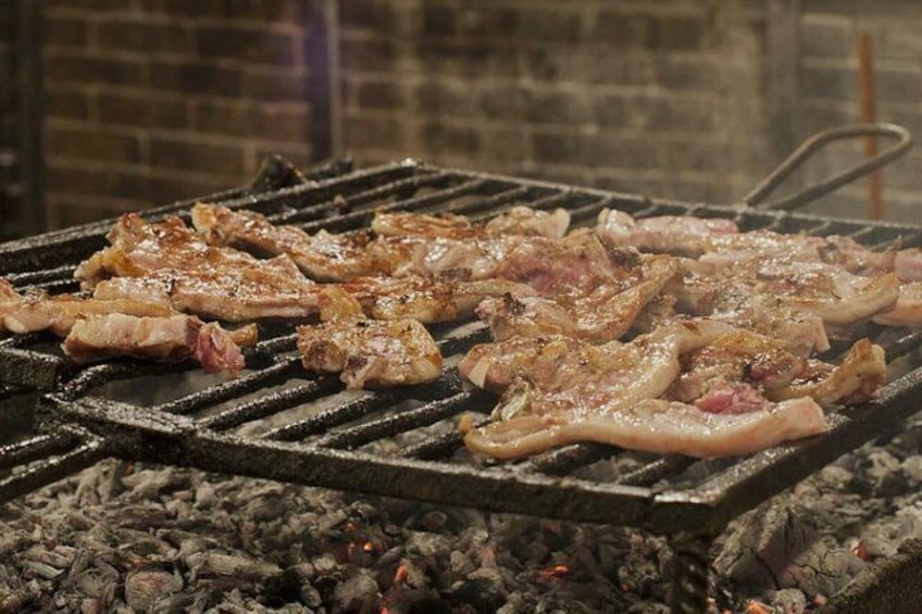 Rioja Private Tour: Medieval Villages, Outdoor Activities, Wine Tasting & Lunch