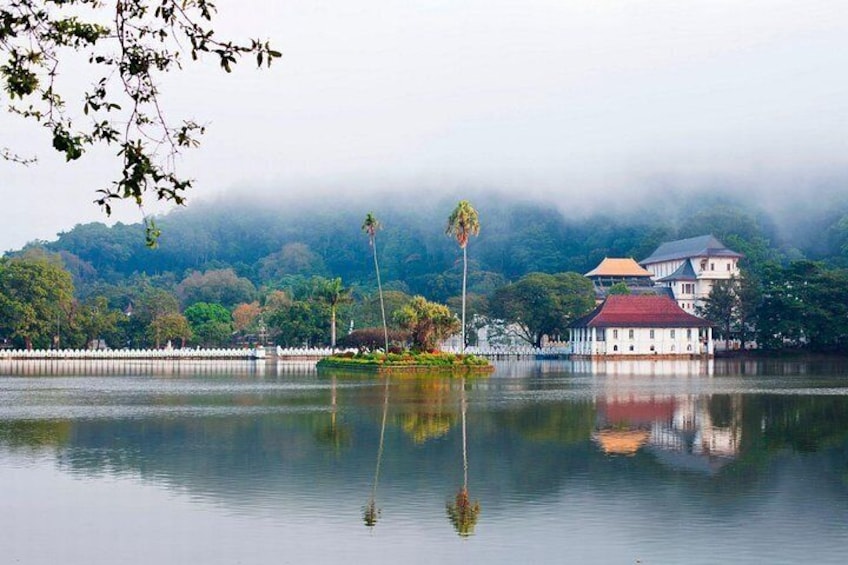 Kandy Lake Image from kandy view point. 