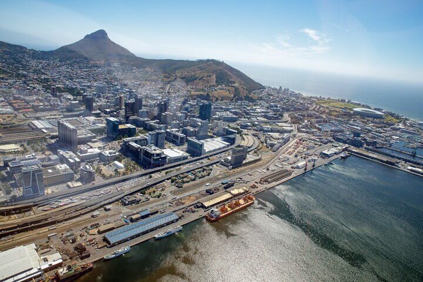 Cape Town City Center Tour with Champagne