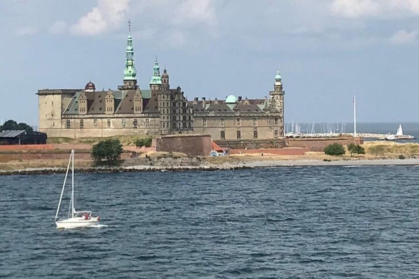 Hamlet And Sweden Tour - Two countries in one day !