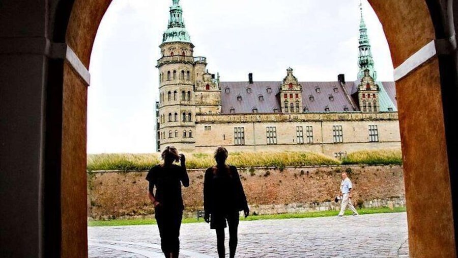 Hamlet and Sweden Tour from Copenhagen - 2 Countries in One Day