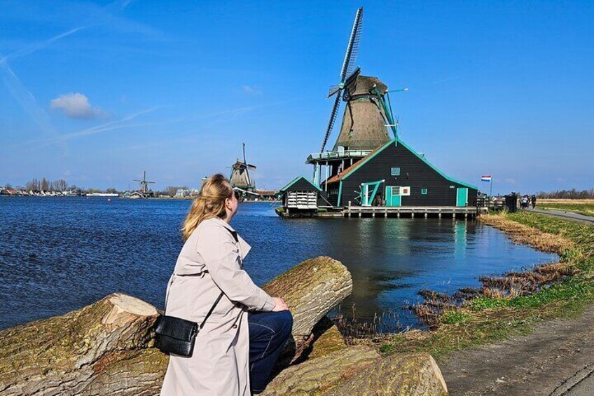 Volendam, Edam and Zaanse Schans Windmills Live Guided Day Tour from Amsterdam