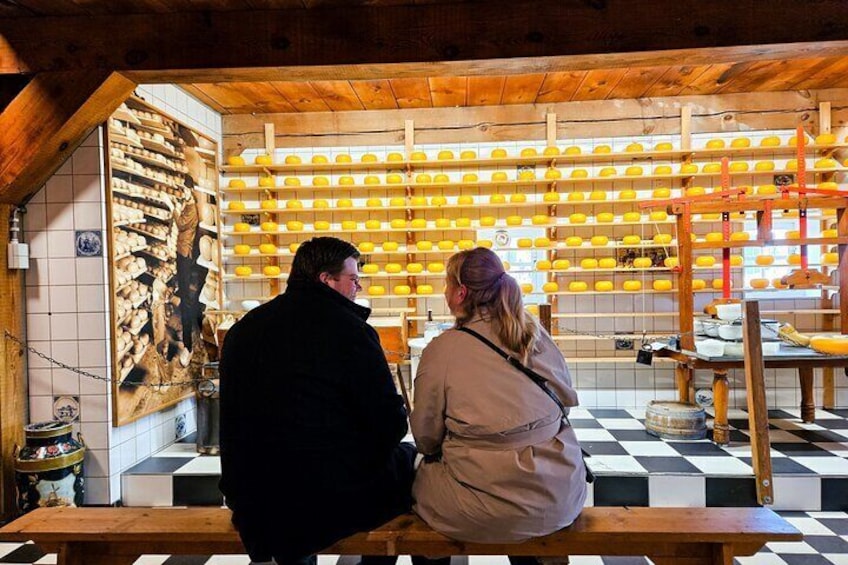 Zaanse Schans Windmills & CheeseTasting live guide from Amsterdam