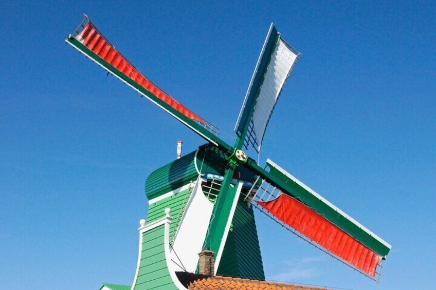 Keukenhof Gardens and Zaanse Schans Windmill Village guided day tour