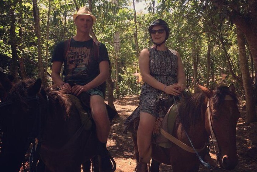 El Limón waterfalls Tour (horse riding & swimming) with lunch